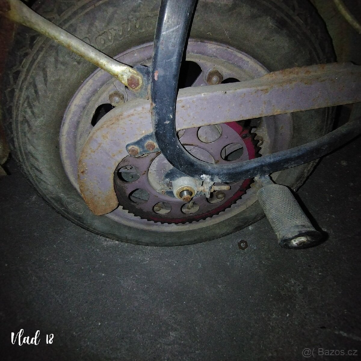 Prase kola+ štítky - 3