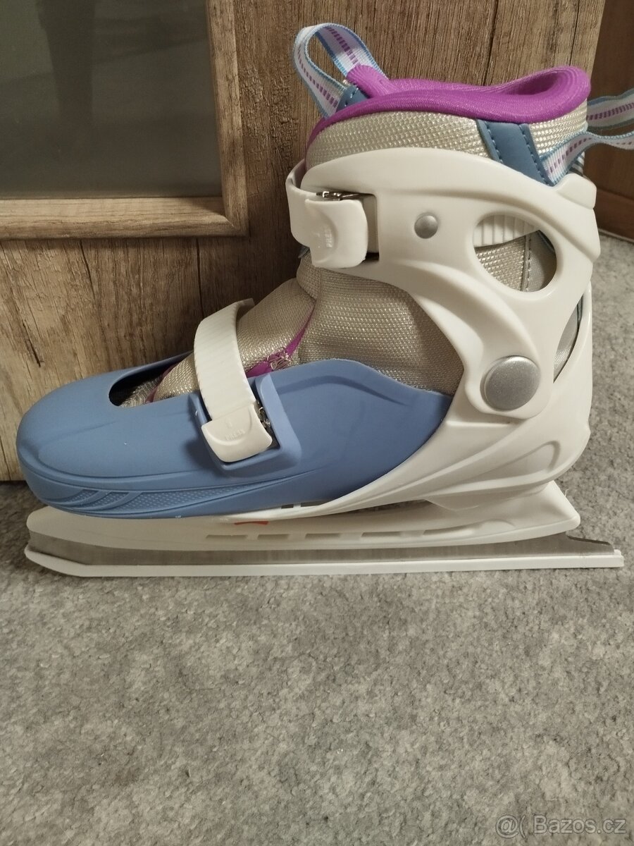 Dívčí brusle Fila - 3