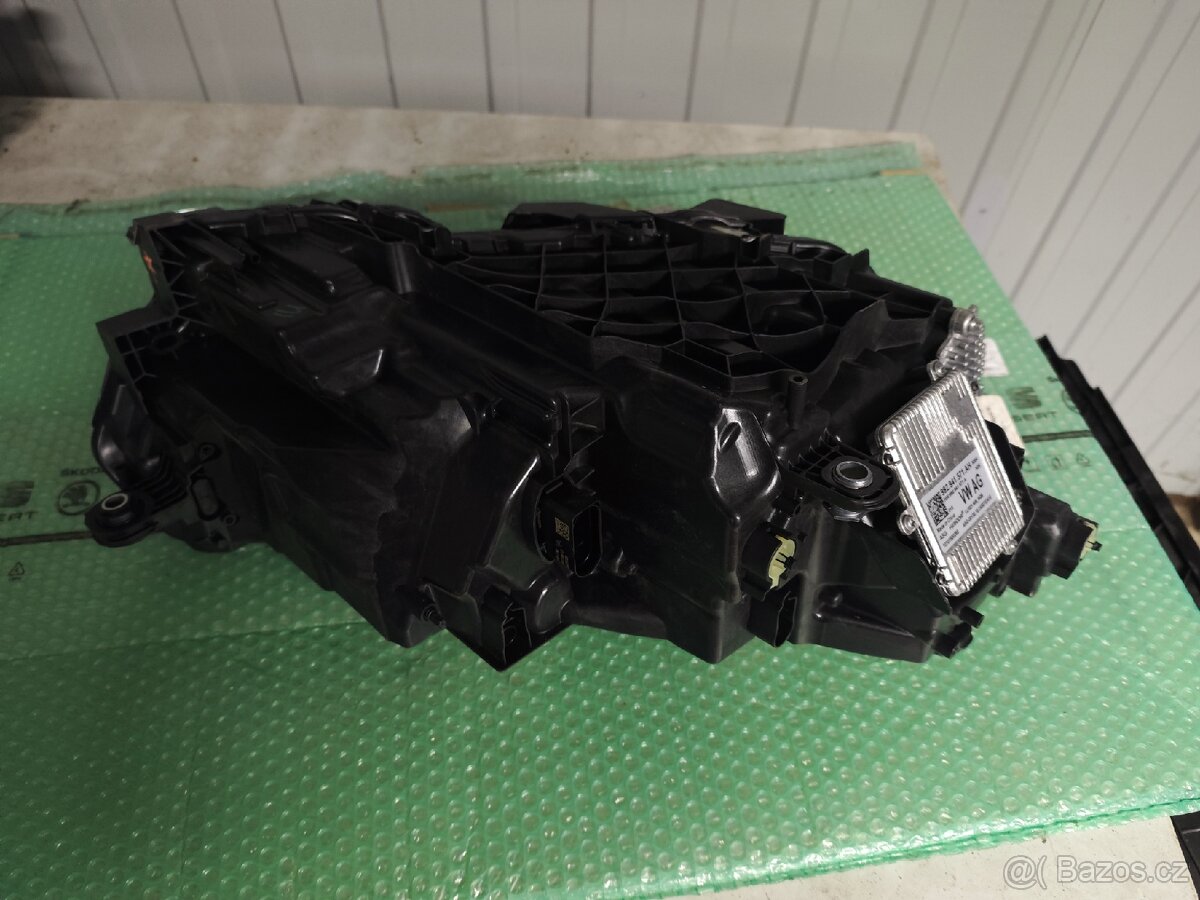 Levý světlomet Octavia 4 face 5E4941009 - 3