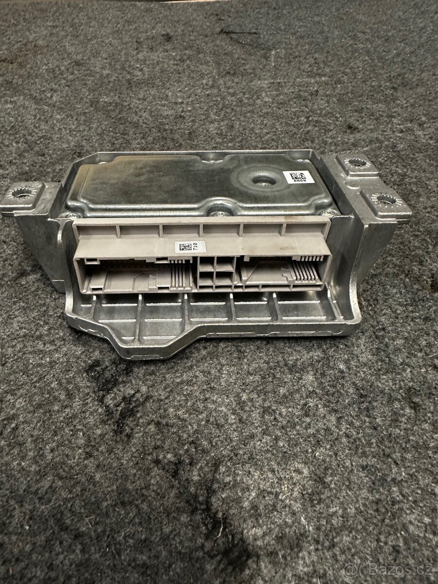 Řídící jednotka airbagu BMW - 3