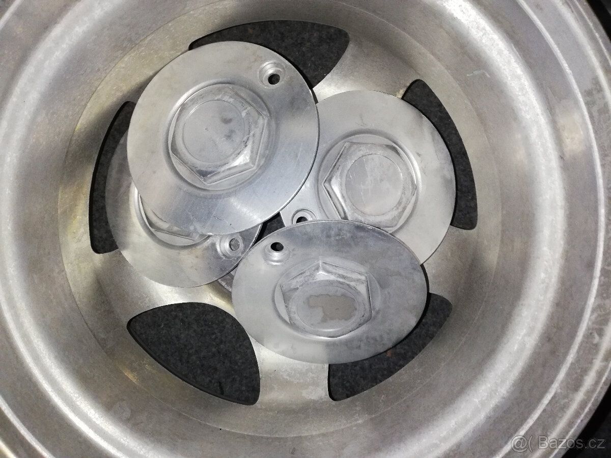 prodám CENTRA typ 11 4x100 R14 6J ET30 + pneu - 3