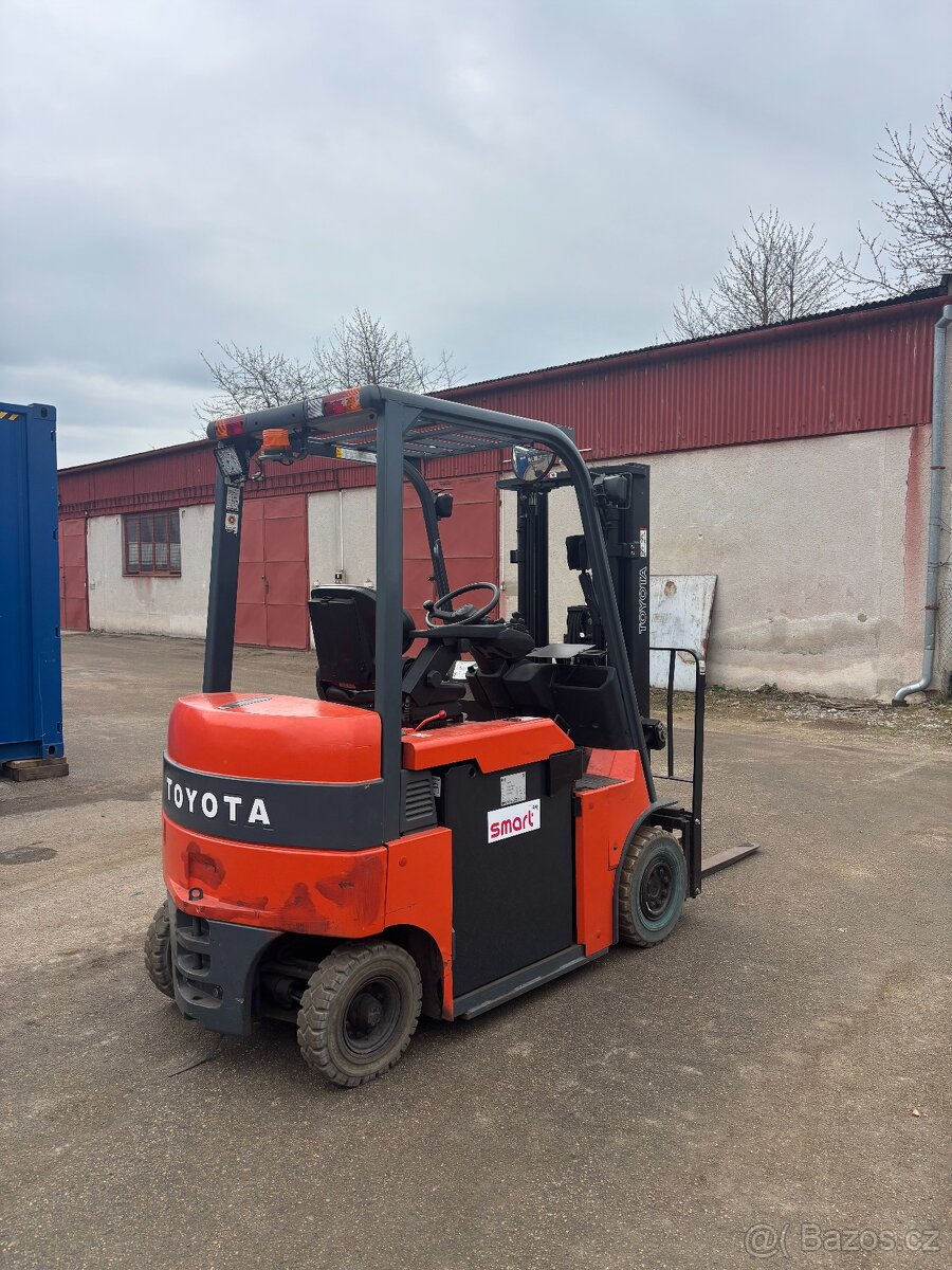 VZV 2t toyota - 3