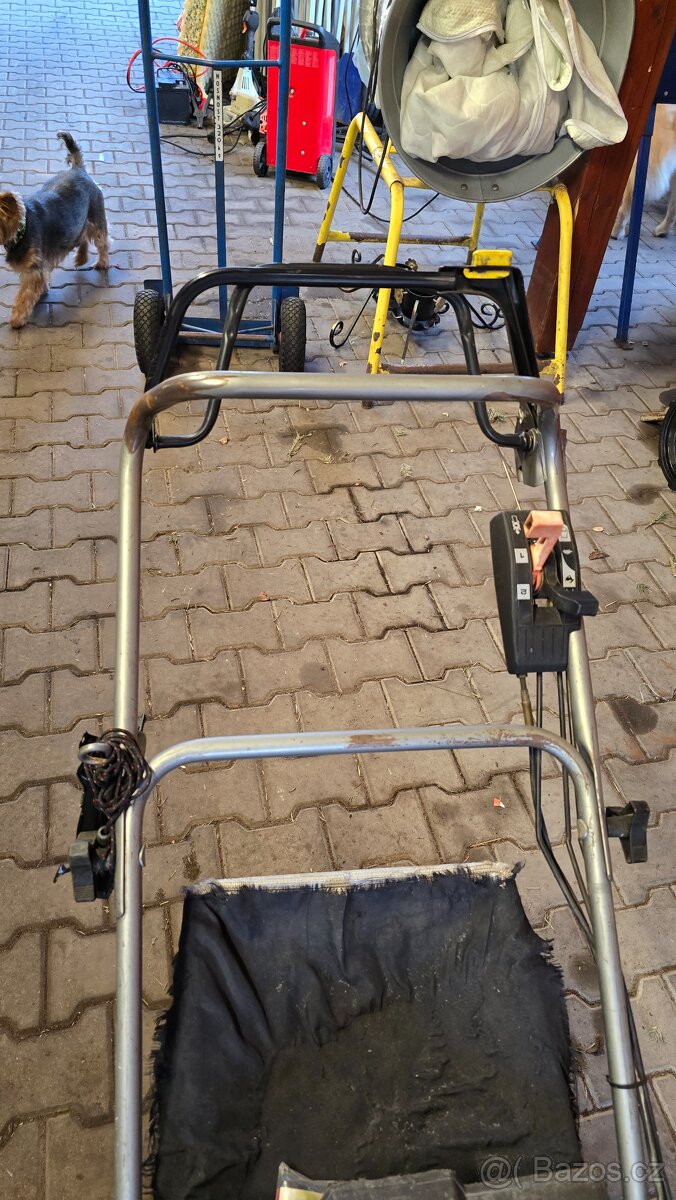 Sekačka Honda hrd535 - 3