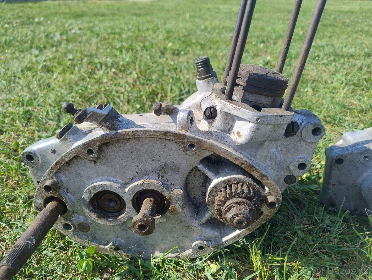 Motor ČZ 98 - 3
