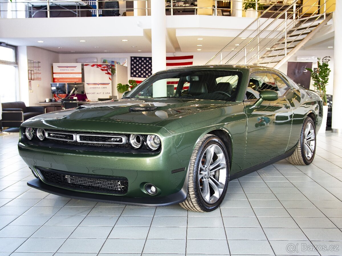 Dodge Challenger GT - 3
