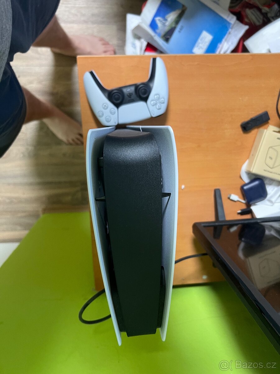 PlayStation 5 slim 1T mechanika - 3