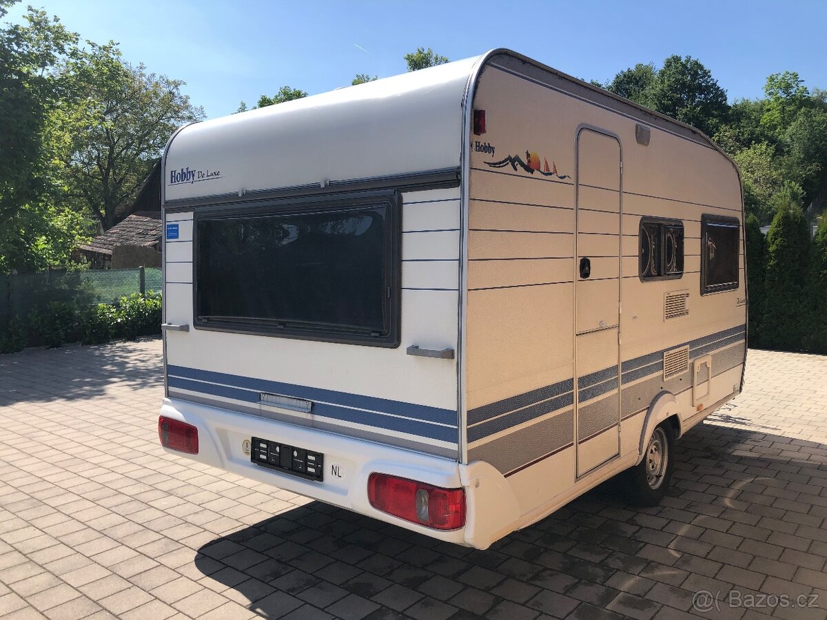 Hobby De Luxe 400 KB Palanda , Nosič kol - 3
