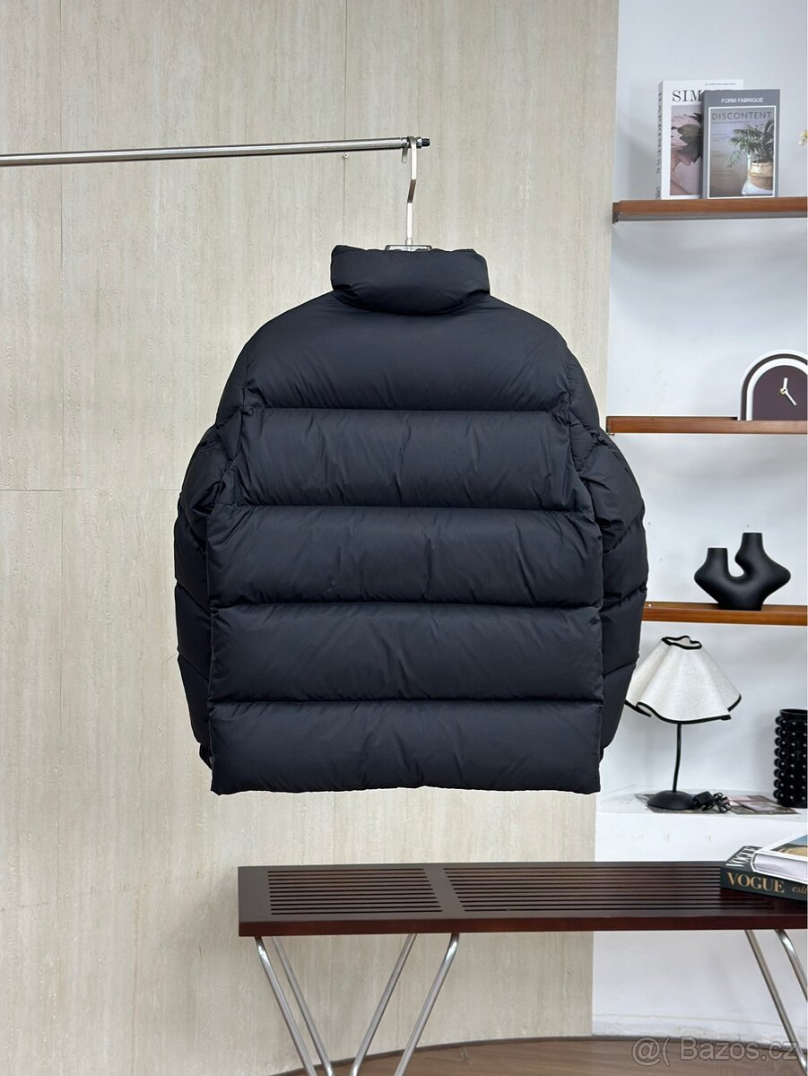 Moncler Maya • zimní péřová bunda • puffer jacket • černá - 3