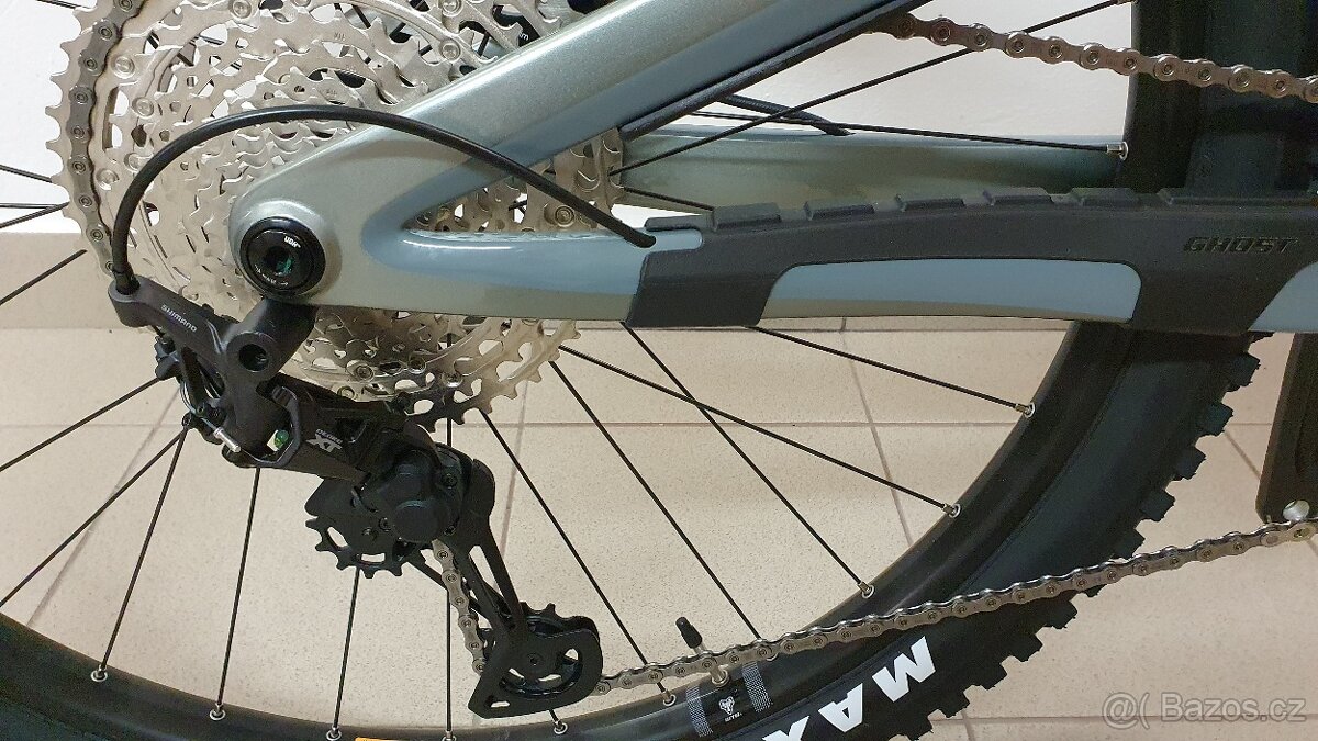 Ghost RIOT AM CF PRO, velikost L, model 2025 - 3