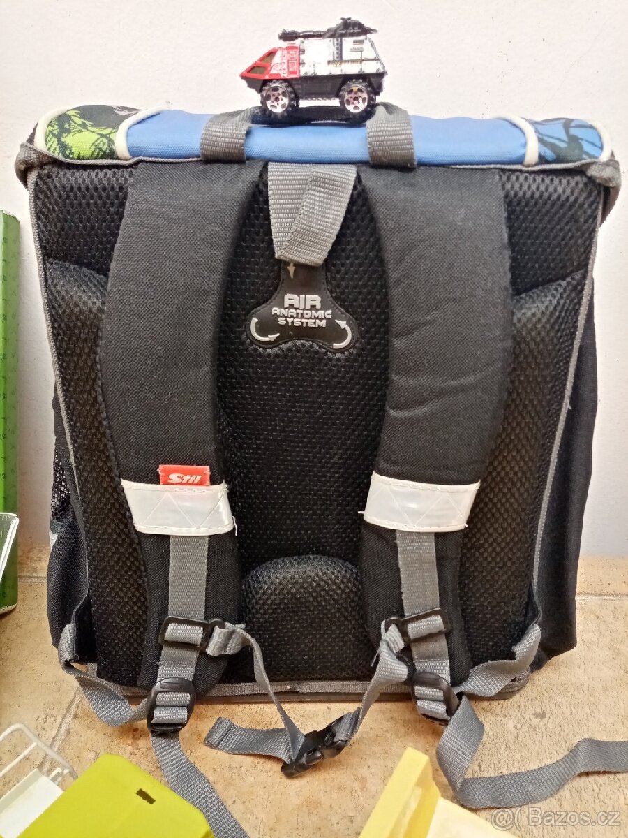 Školní aktovka zn. Stil "Bagr" pro prvňáčka + dárky - 3