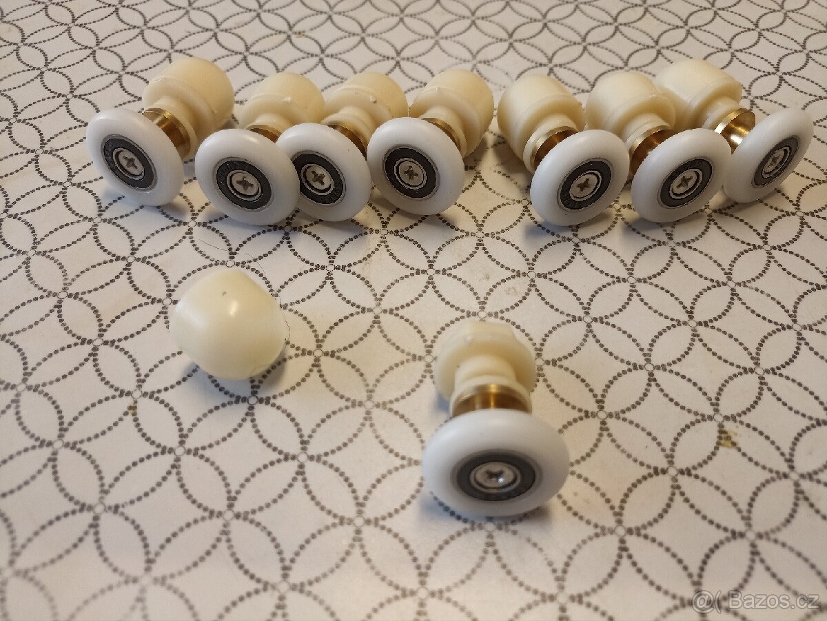 Kolečka do starších sprchových boxů - 3