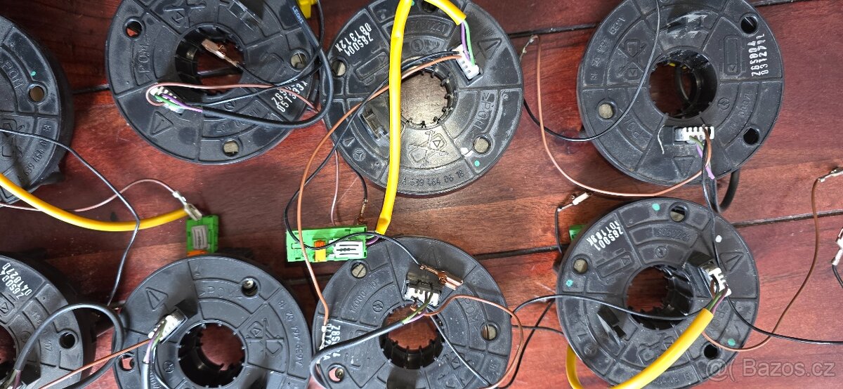 Mercedes-Benz Vito W638, W639: kroužky pod volant - 3