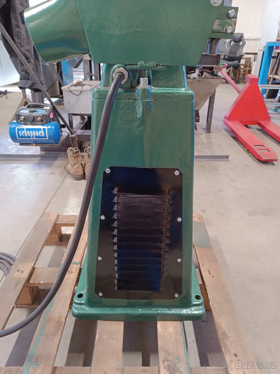 BAD 20 dvojkotoučová nástrojařská bruska - 3