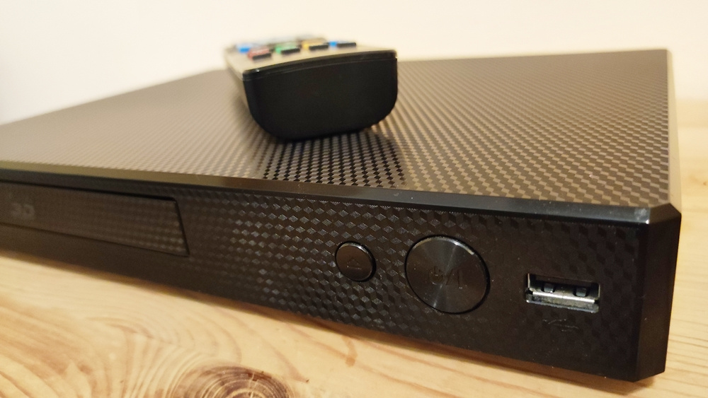 Blu-ray, DVD přehrávač LG BP450 3D - Super stav - 3