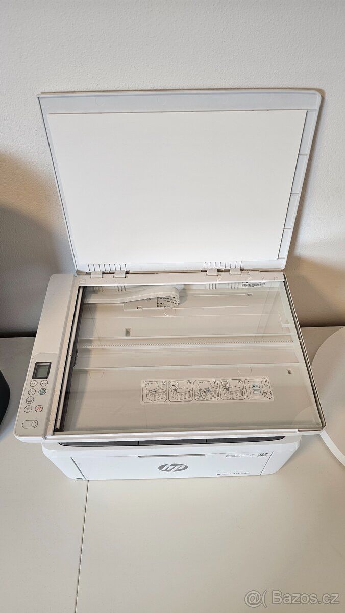 HP LaserJet M140w All-in-One - 3