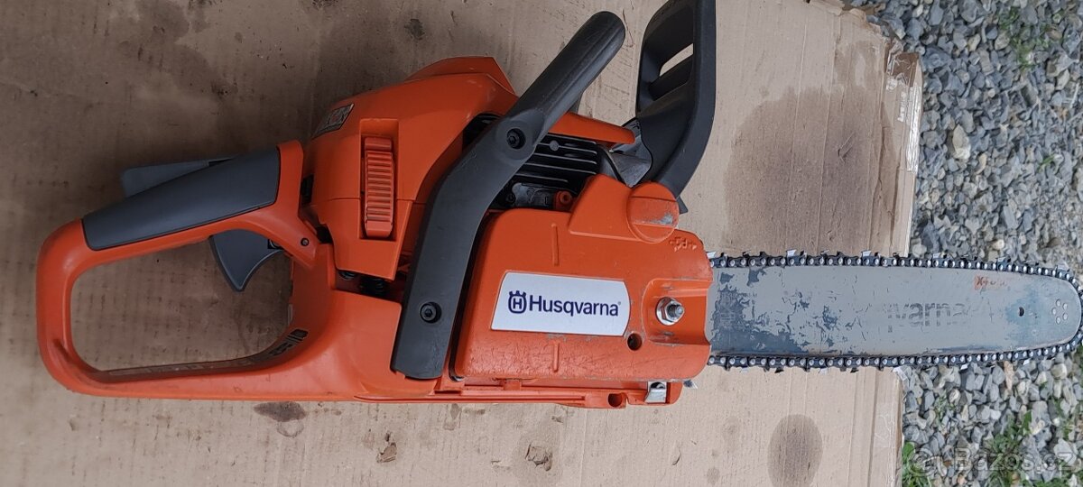 Husqvarna 435 motorova pila zaruce - 3