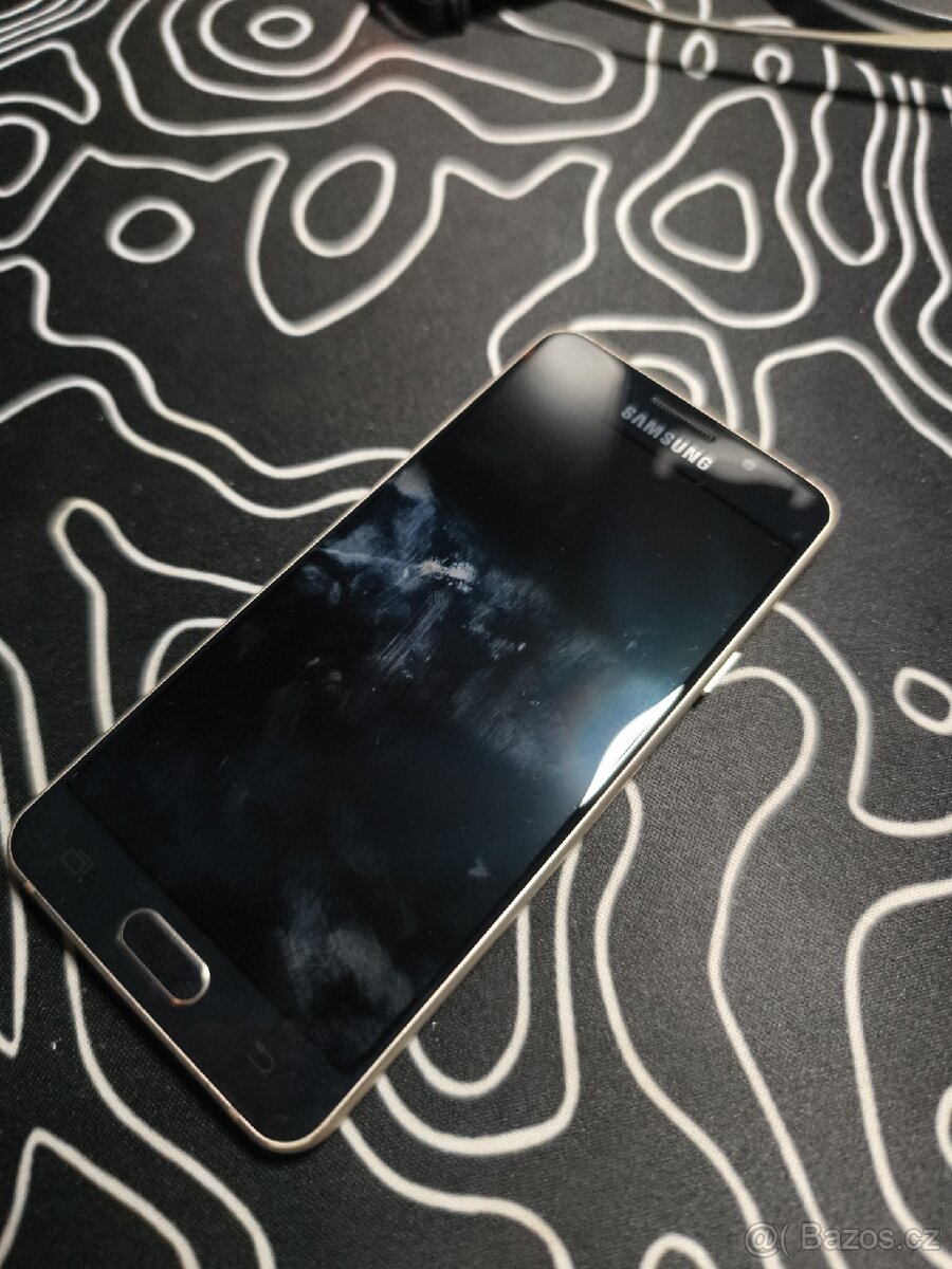 Samsung Galaxy A3 2016 - 3