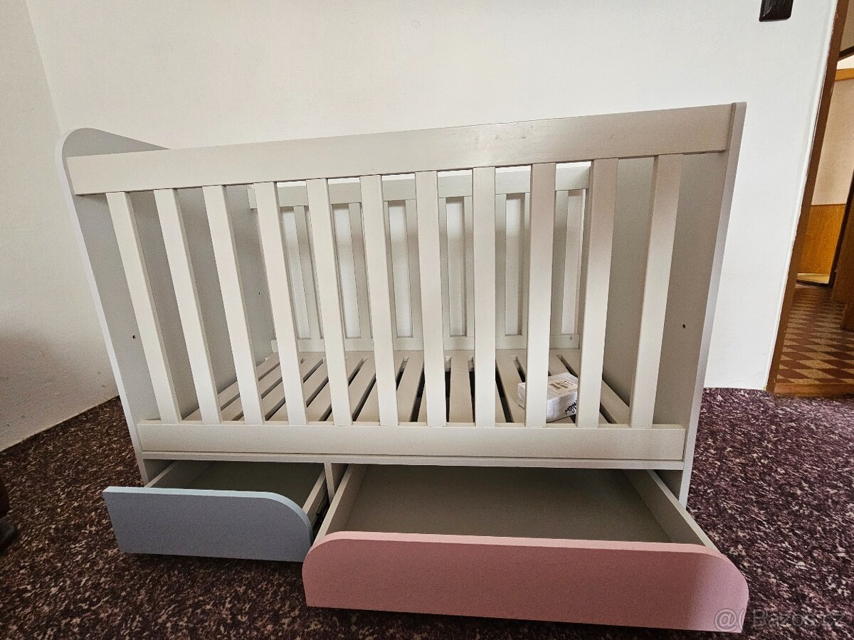 Dětská postýlka s příslušenstvím - 3