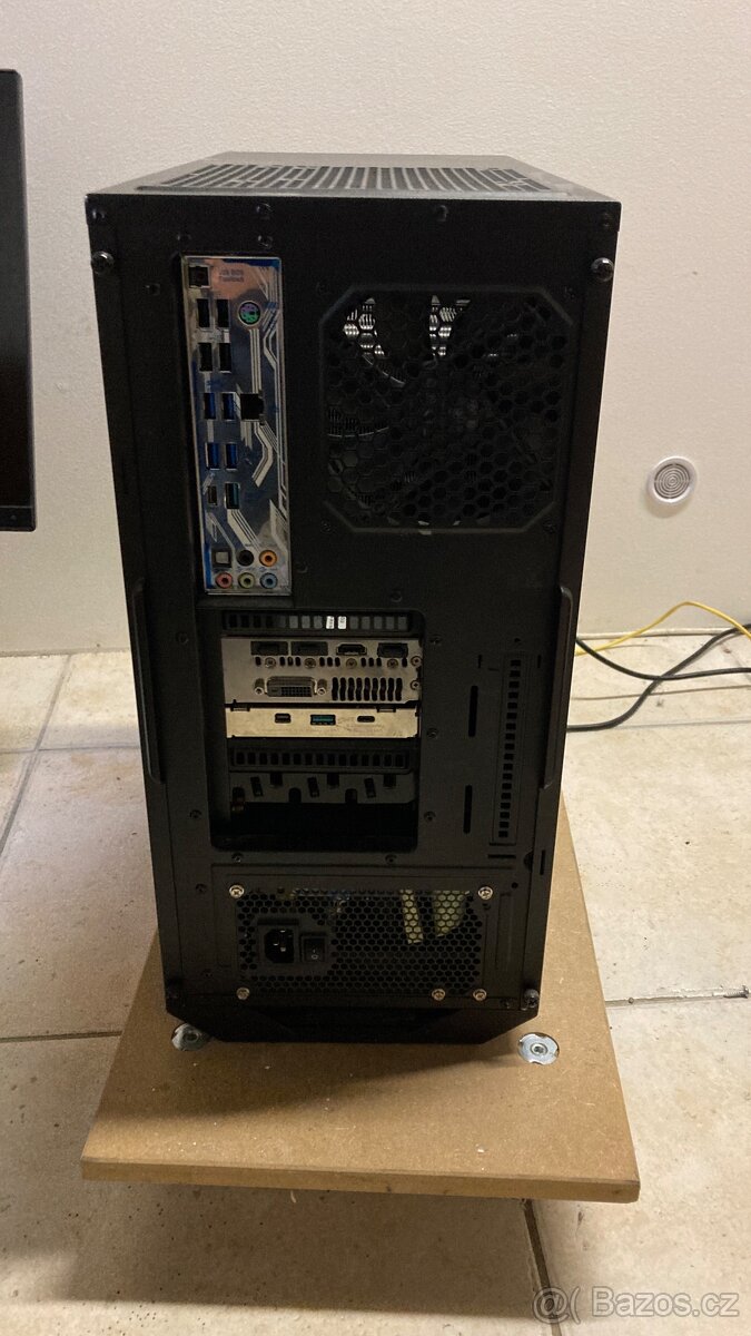 Workstation na video (postprodukce) - 3