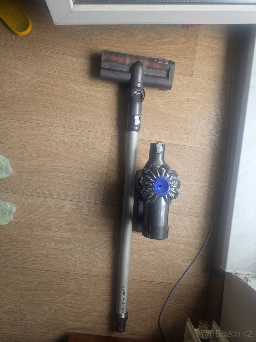 DYSON V6 SLIM PRO - 3