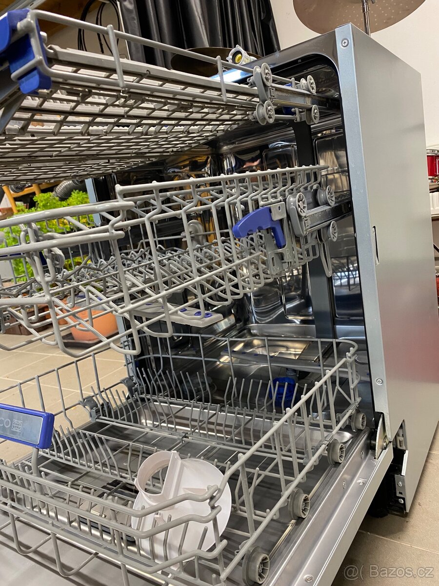 Myčka Philco PDI 1568 CBIT - 3