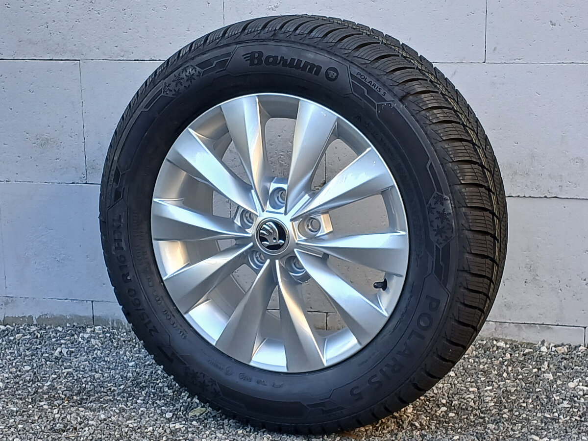 Pěkná nová zimní orig alu kola Škoda Karoq 215/60/16 - 3
