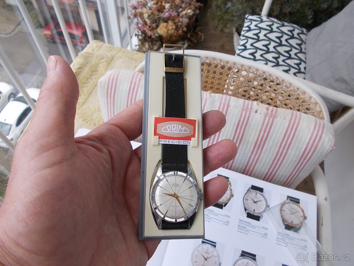 vzacne funkcni tezko sehnatelne hodinky prim šipky rok 1965 - 3
