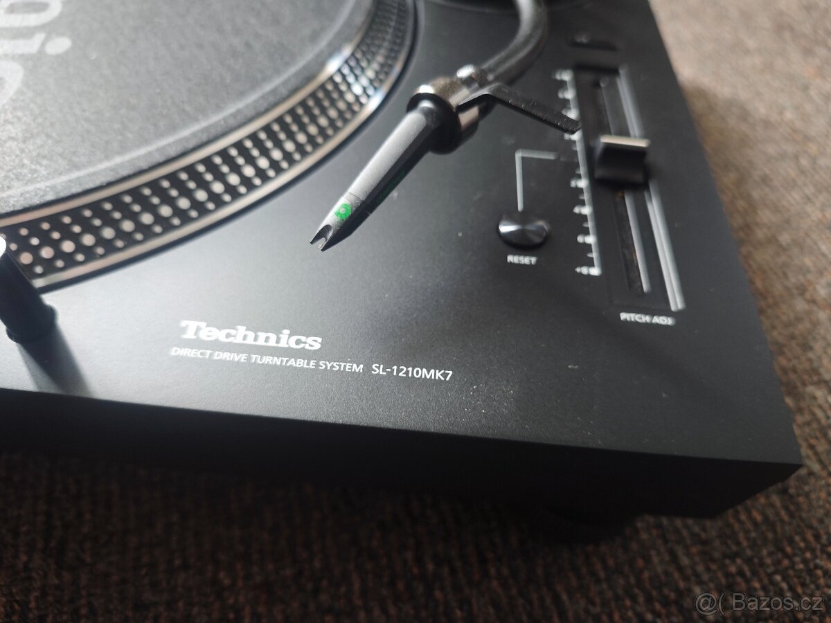 Gramofon Technics SL-1210MK7 + přenoska Ortofon - 3