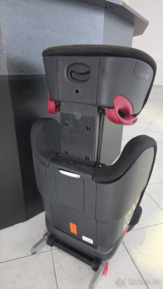 Prodam detskou autosedacku Britax Romer Kidfix 2 R 15-36kg - 3