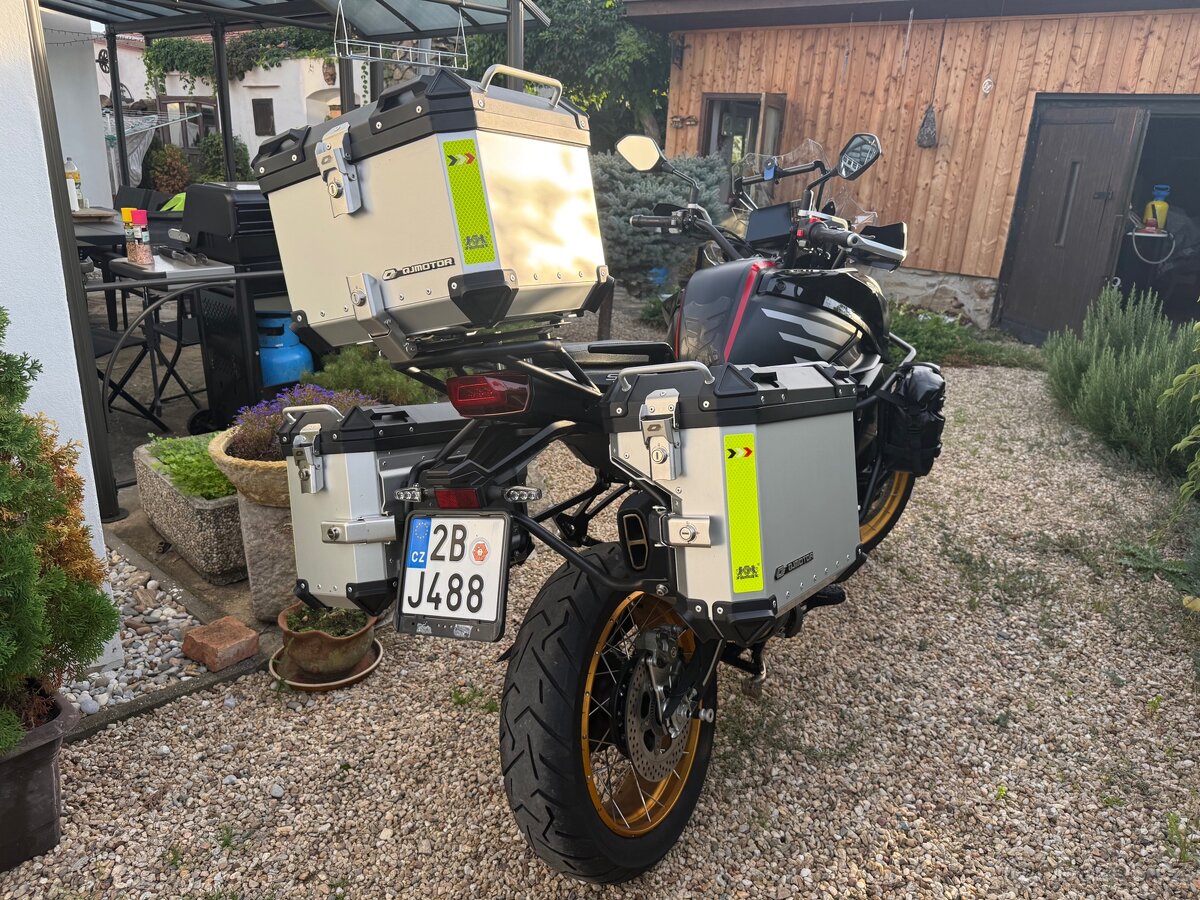 QJ Motor SRT 800SX - 3