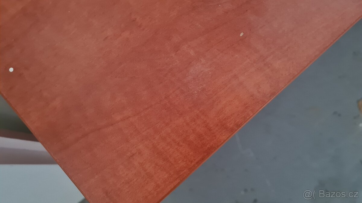 Televizní stolek - 3