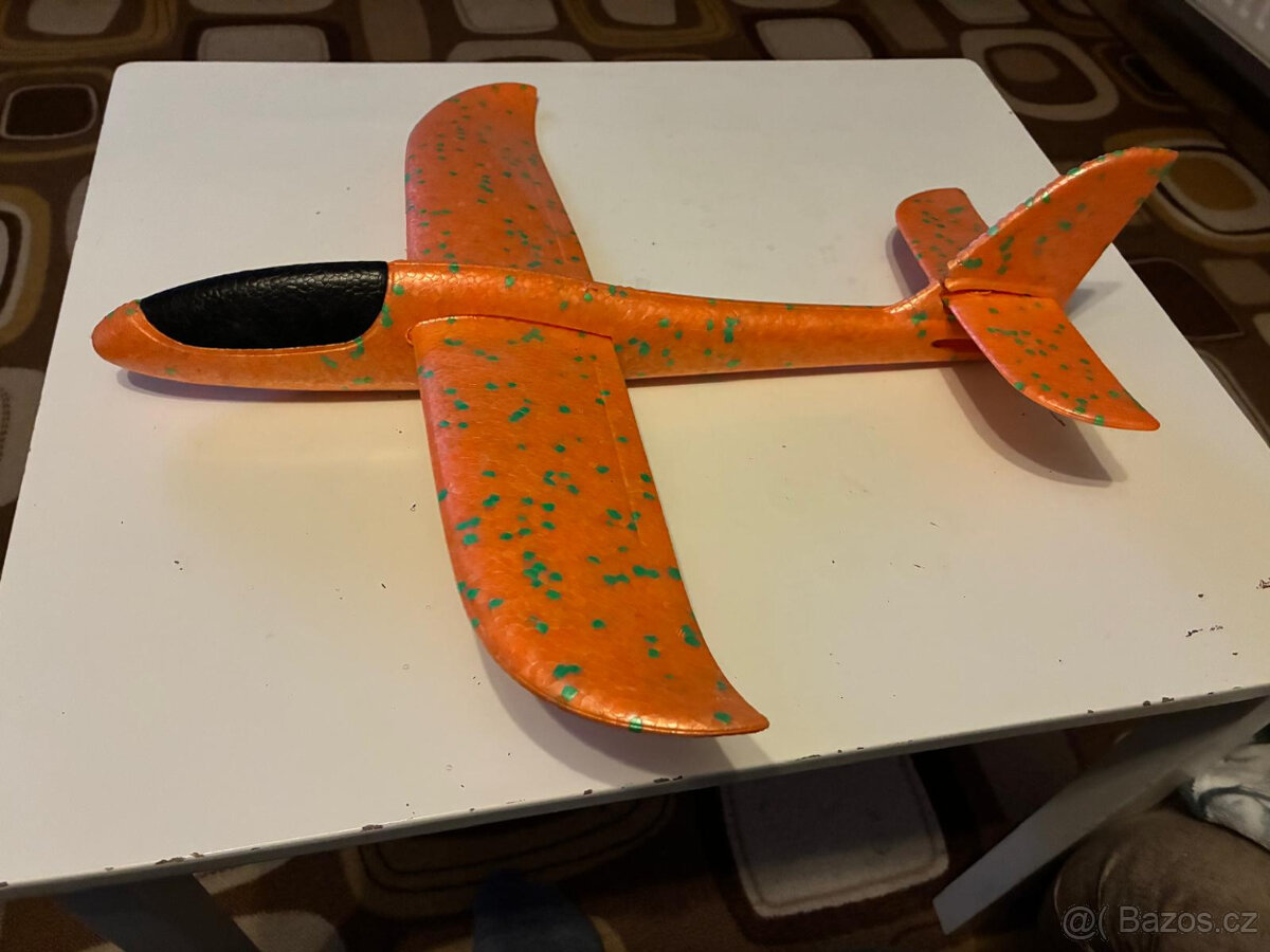 Polystyrenová letadla 3ks - 3