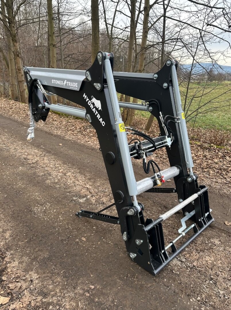 Čelní nakladač na traktor HYDRATRAC 1600 - 3