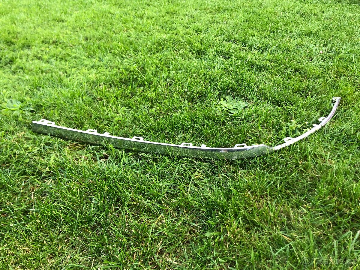 Lišta zadního nárazníku - VW Passat B8 - 3