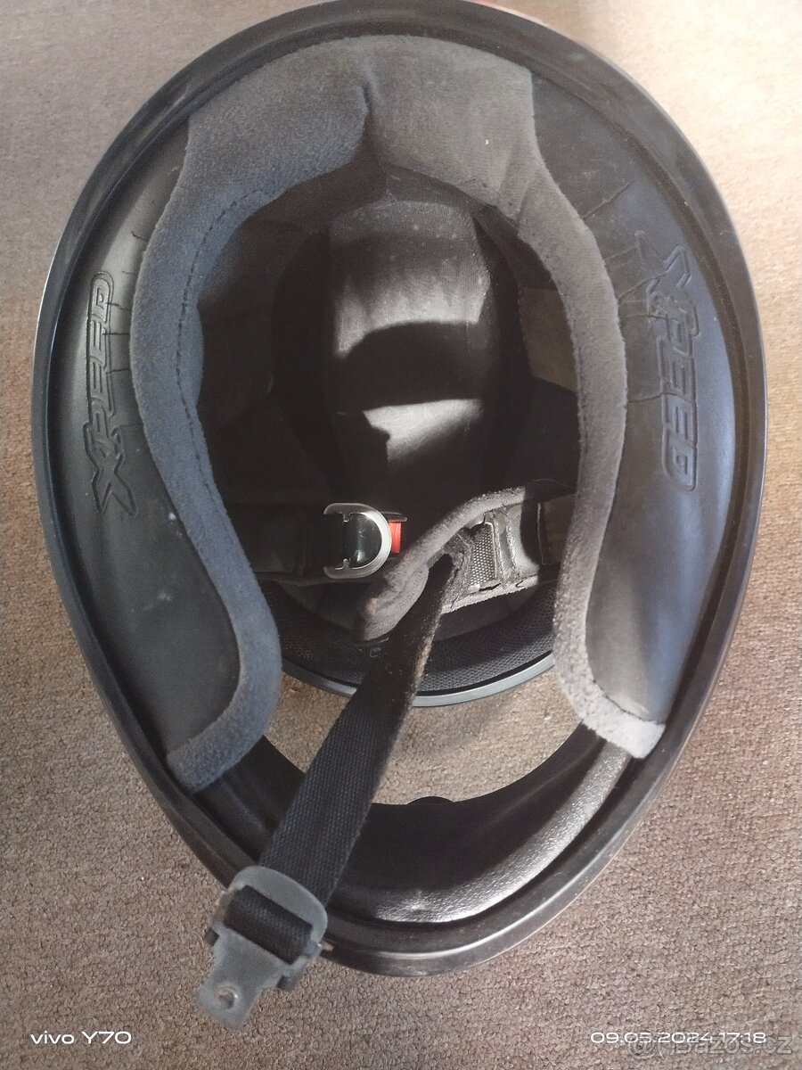 Přilba na motorku zn.xspeed - 3