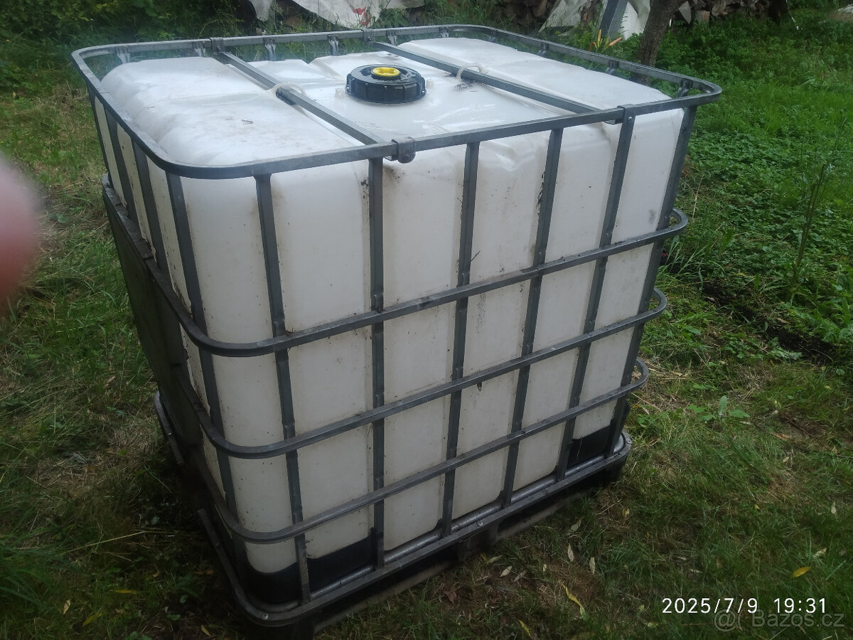 Kontejner 1000l - 3