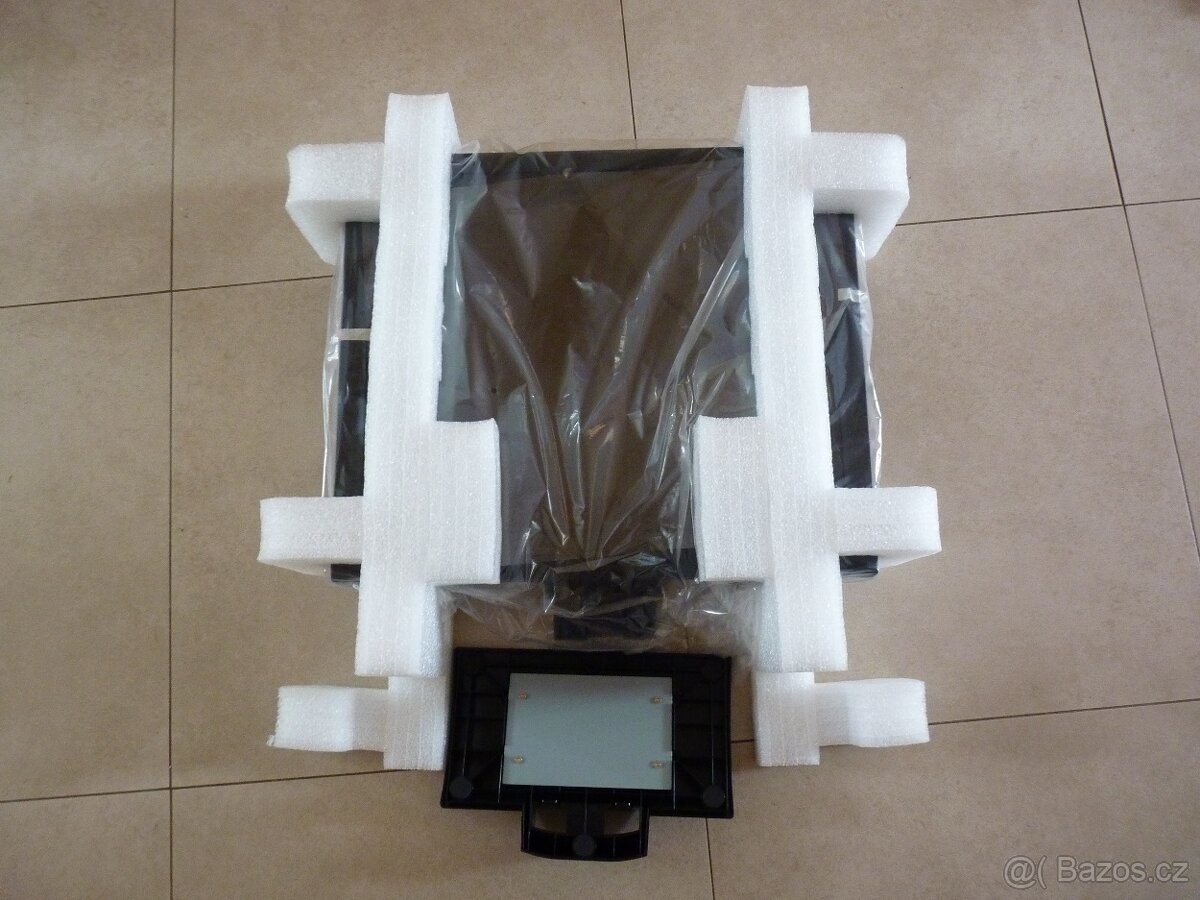 LED monitor - 3