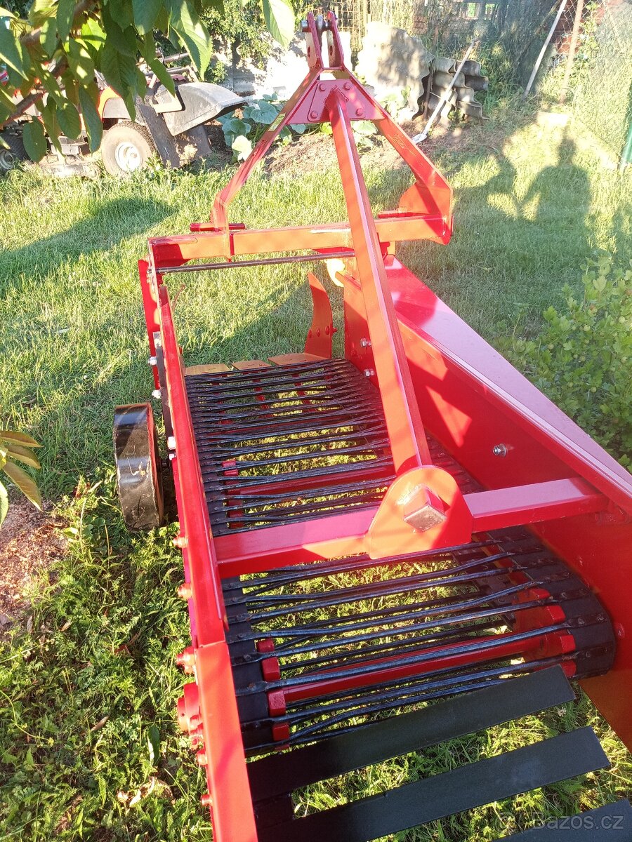 Vyorávač brambor Tek - 3
