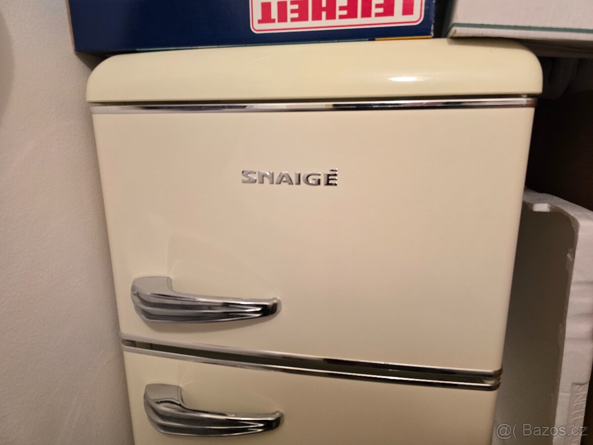 Retro lednice Sneige - 3
