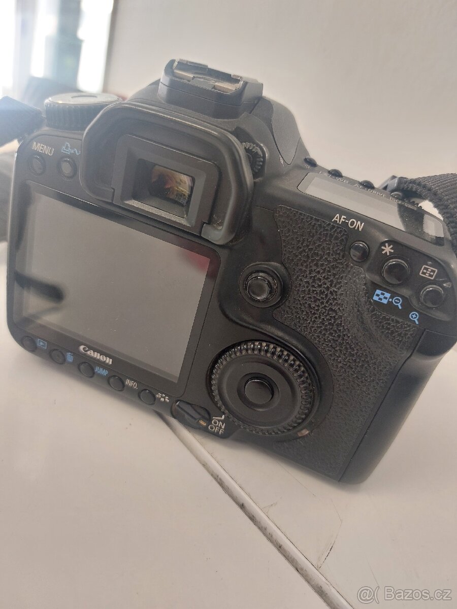 FOTOAPARAT CANON DS 40 - 3