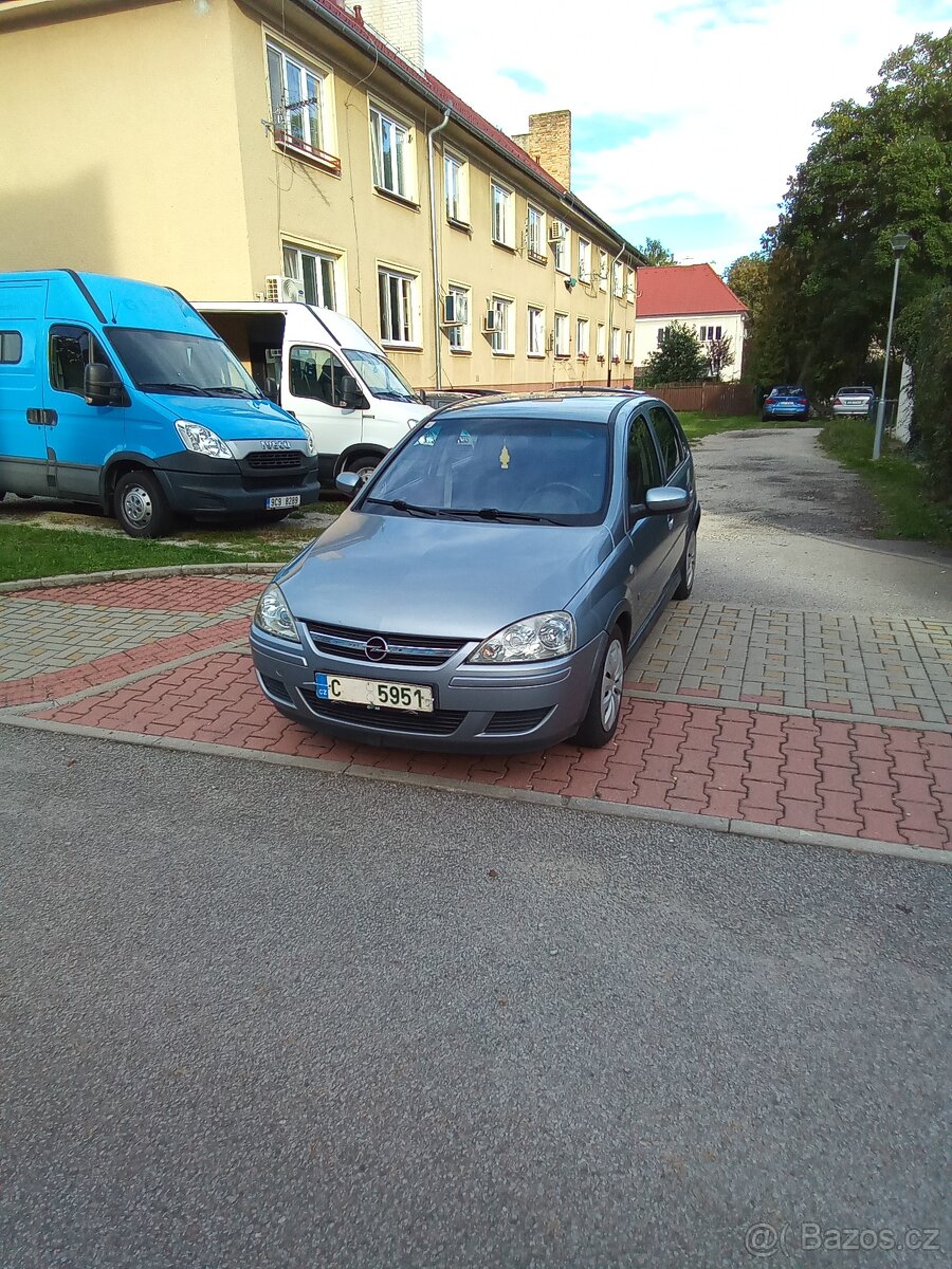 Opel Corsa 1.2i,59 kW, klima,1 majitel, nová CZ STK. - 3