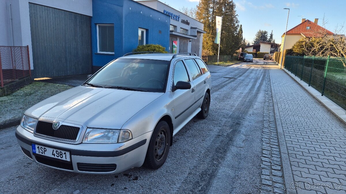 ŠKODA OCTAVIA 1.6 benzin 75 kw - 3