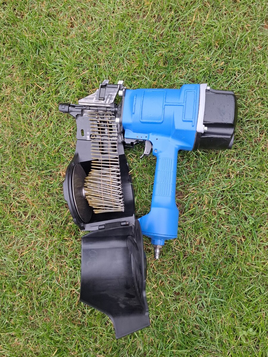 Hřebíkovačka Bea 800 DC - 3