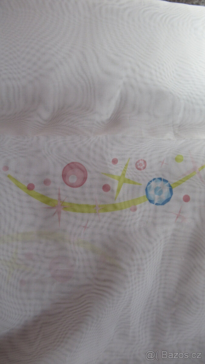 Dvě záclony do dětského pokoje s princeznami - 3