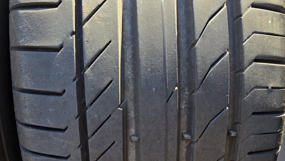 Letní pneumatiky 245/45/19 Continental - 3