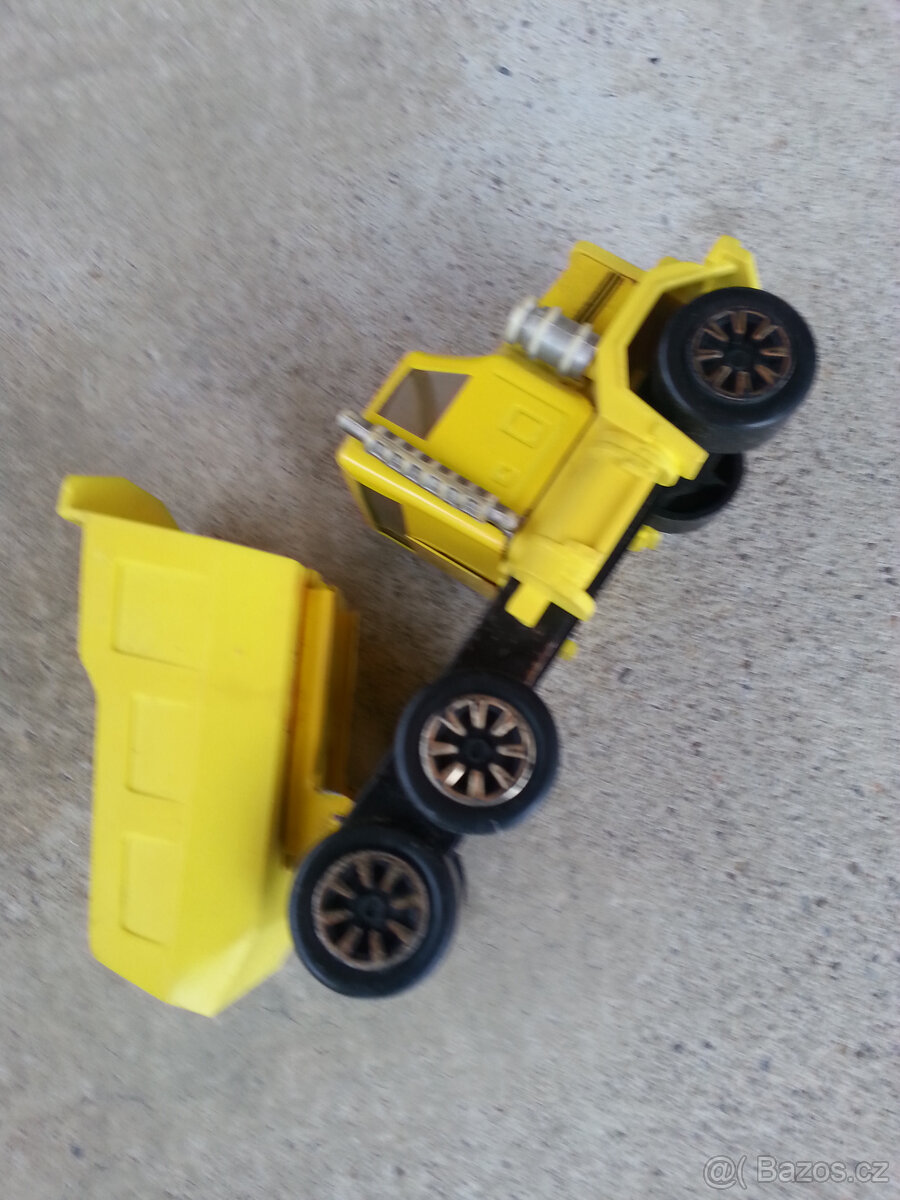 Retro autíčko - 3