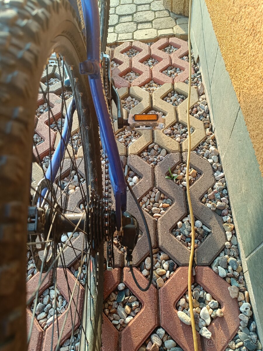 Prodám horské kolo Dominátor - 3