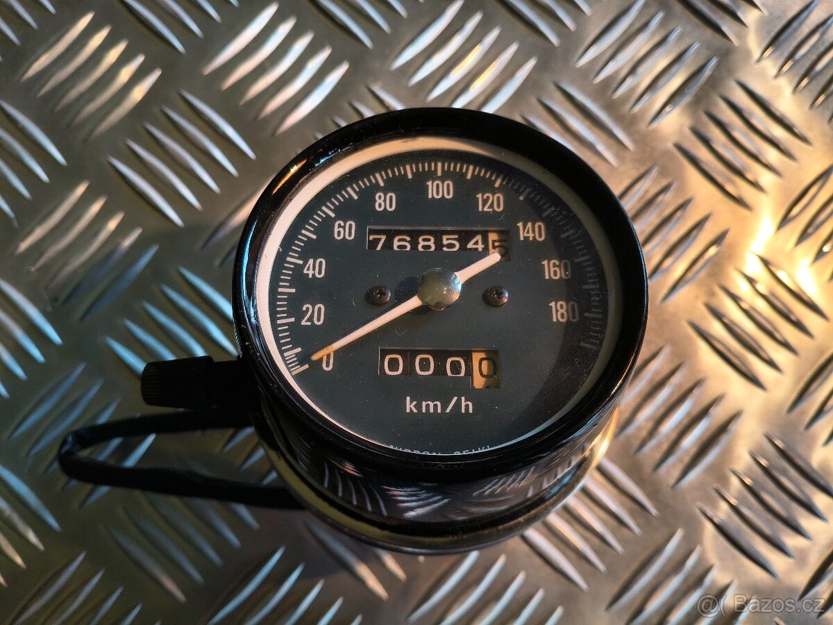 Tachometr na Hondu - 3
