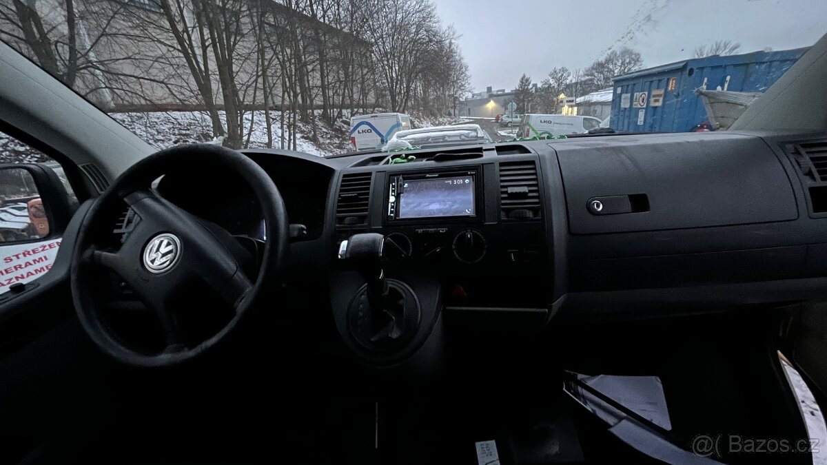 INTERIER, SEDAČKY - VW Multivan, Trasporter , Caravelle T5 - 3