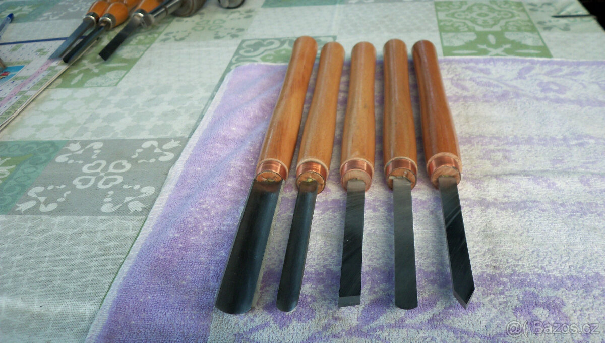 DLÁTA - STRUHY k SOUSTRUŽENÍ DŘEVA - sada 5 ks - 3